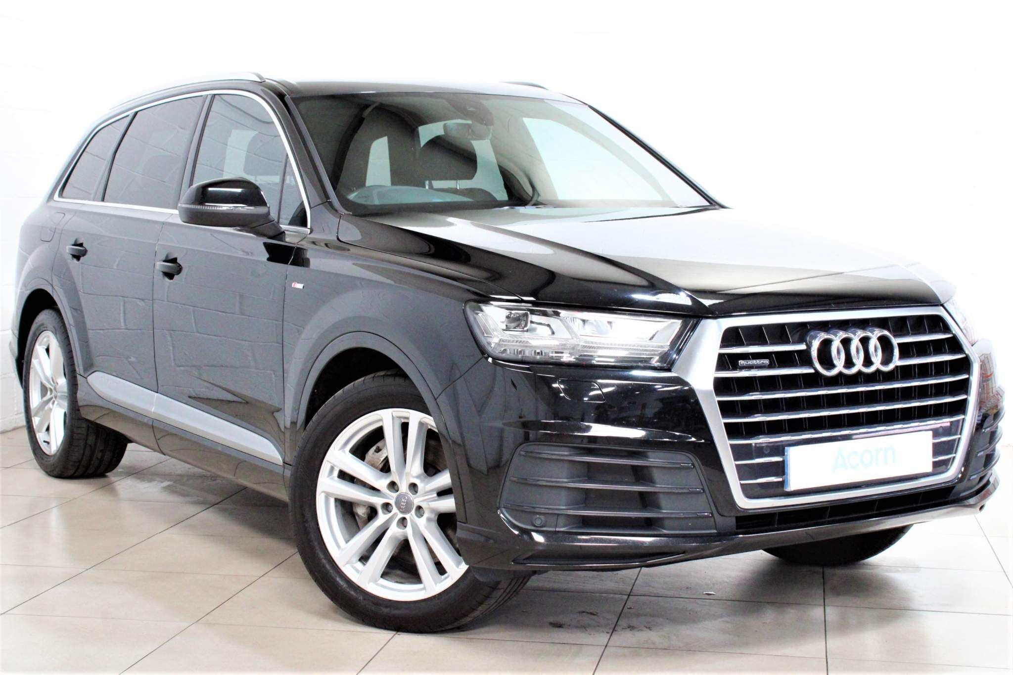 Audi Q7 Image