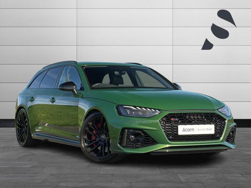 Audi RS4 Avant Image