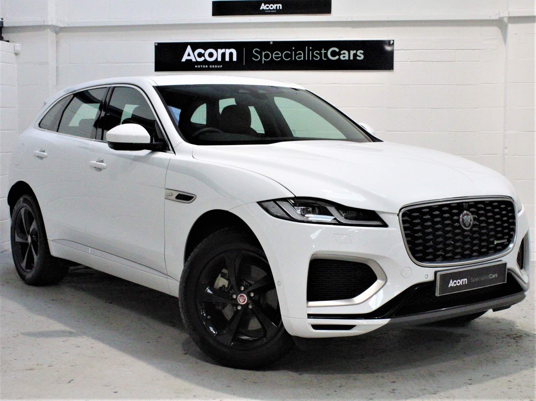 Jaguar F-PACE Image
