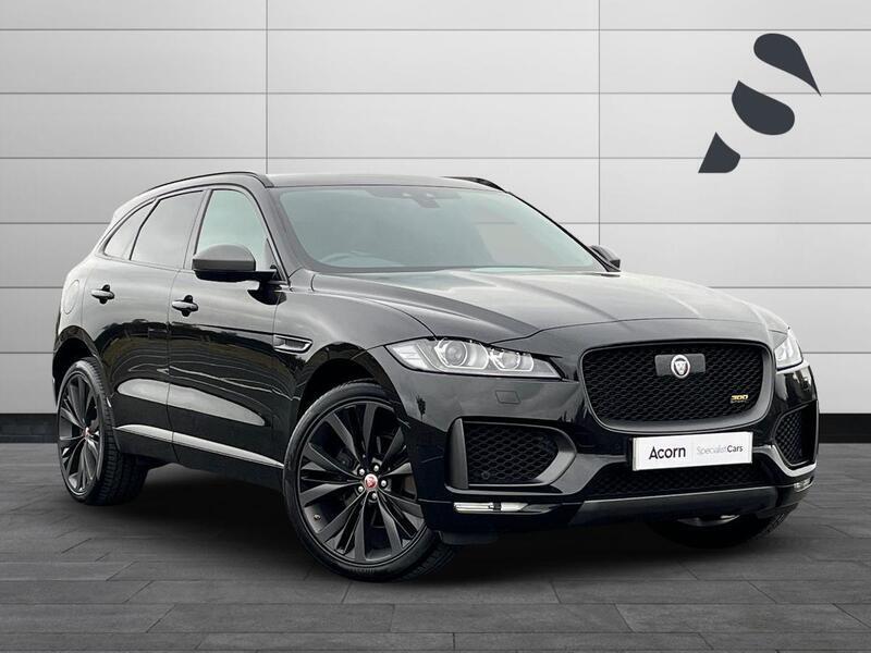 Jaguar F-PACE Image