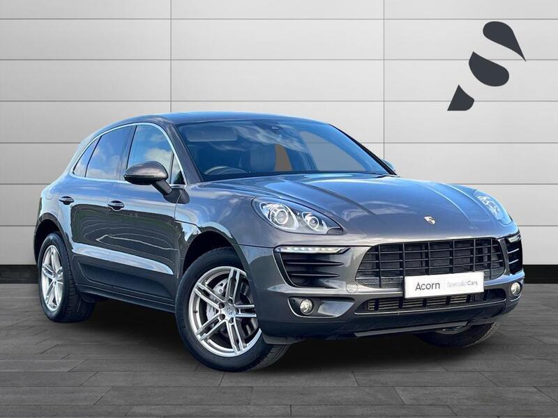 Porsche Macan Image